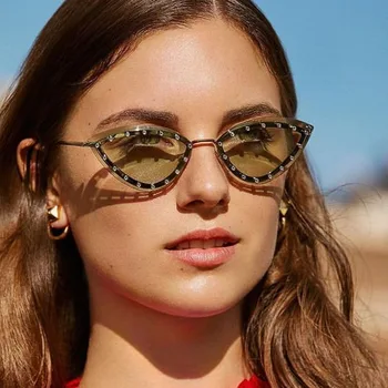 Metāla Cat Eye Saulesbrilles Sieviešu Klasisko Mazo Trīsstūra retro Saulesbrilles Dāmām ir 2021. skaidrs toņos Slīpums Vintage Brilles UV400