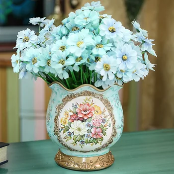 Keramikas vāze dekoratīvi krāsotas ziedu dekorācijas Eiropas radošo mājas dzīvojamā istaba ir mēbelēta restorāns retro dāvanas